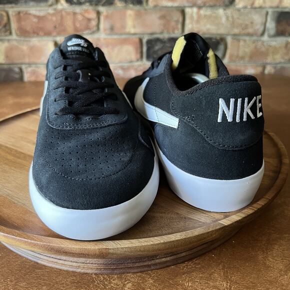 Nike SB Heritage Vulc Black White Skate Sneaker Shoes CD5010-003 Men's Size 11 - Picture 15 of 16